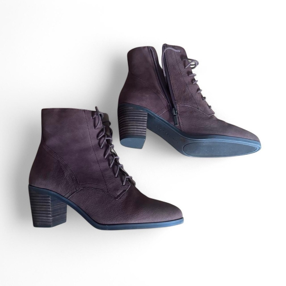 Chic Brown Ankle Booties for Stylish Comfort